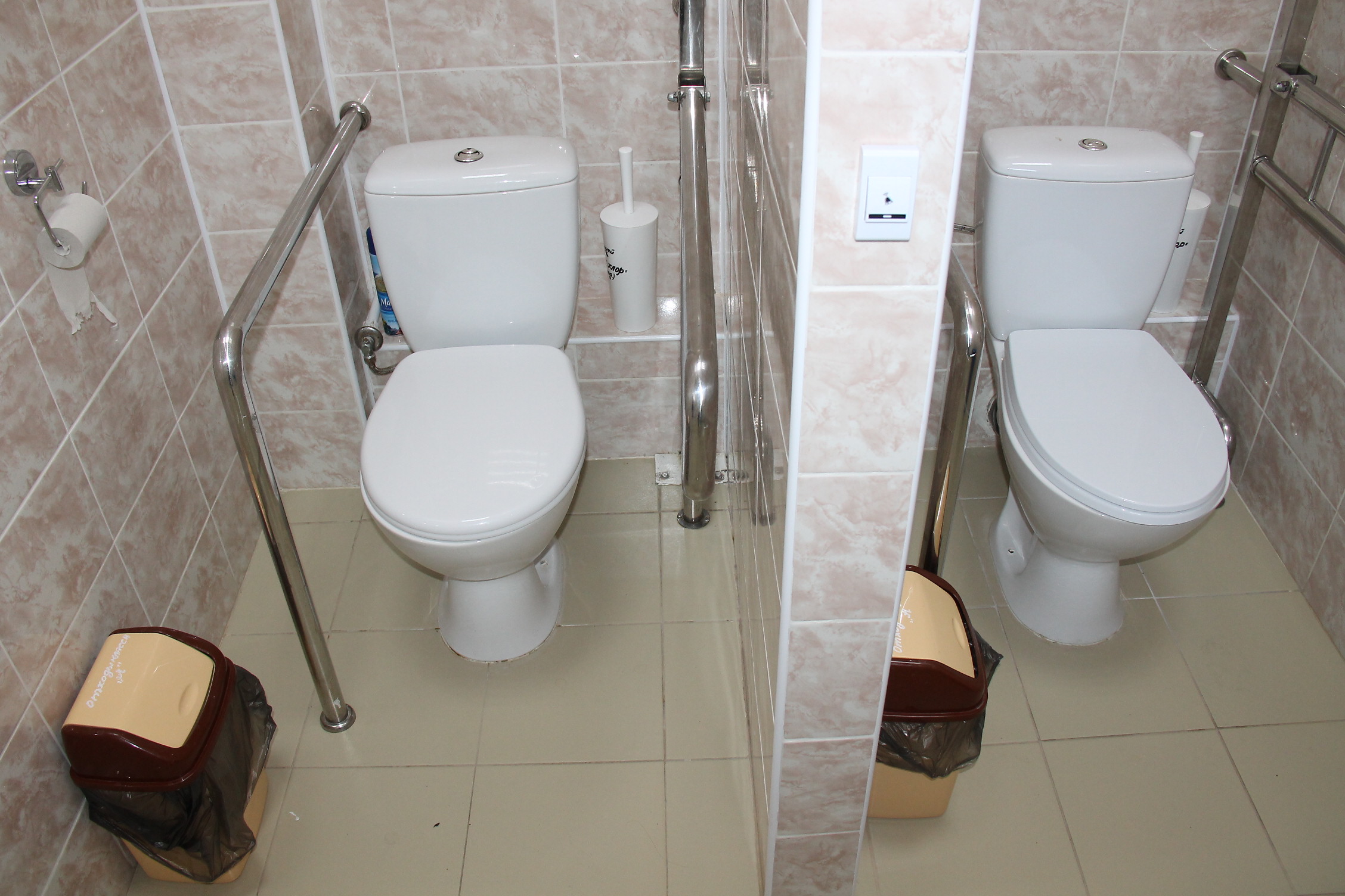 Поручни у унитаза